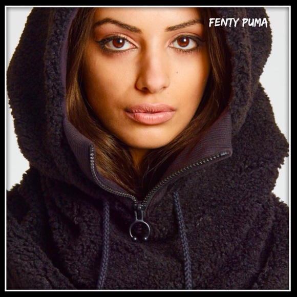 Puma Accessories - 💛FENTY PUMA-SHERPA HOOD